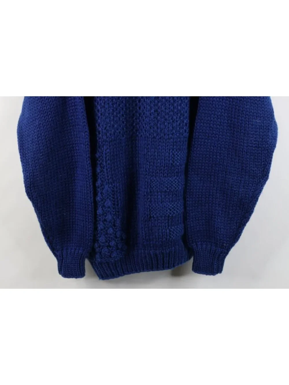 Vintage 90s Streetwear Mens Medium Hand Made Chunky Crochet Knit Sweater Blue
